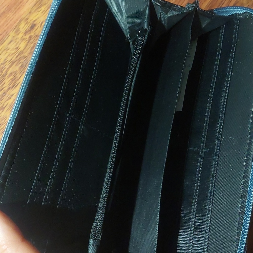 Wallet - Picture 5 of 6